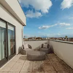 Center Grand With Seaview Terrace By Vacationy Appartement *
