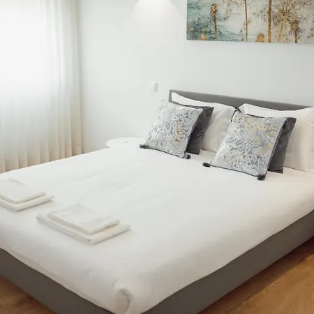 Daire Center Grand With Seaview Terrace By Vacationy Porto