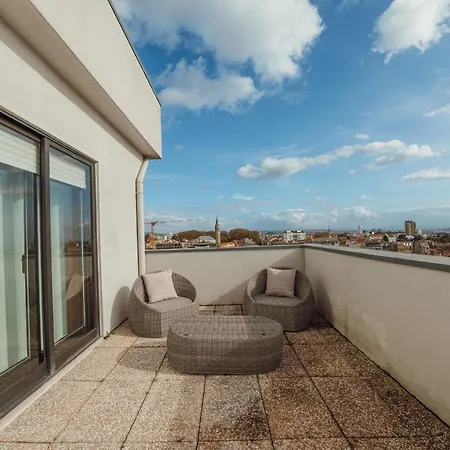 Center Grand With Seaview Terrace By Vacationy Apartamento *