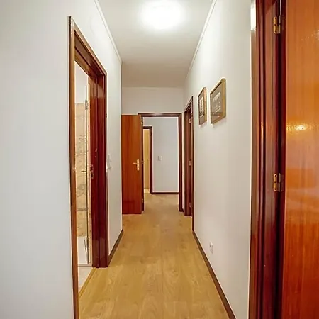 Center Grand With Seaview Terrace By Vacationy Porto