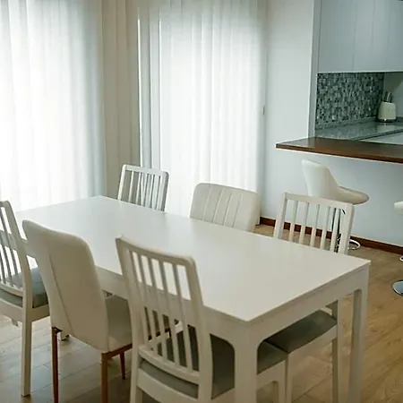 Center Grand With Seaview Terrace By Vacationy Apartmán