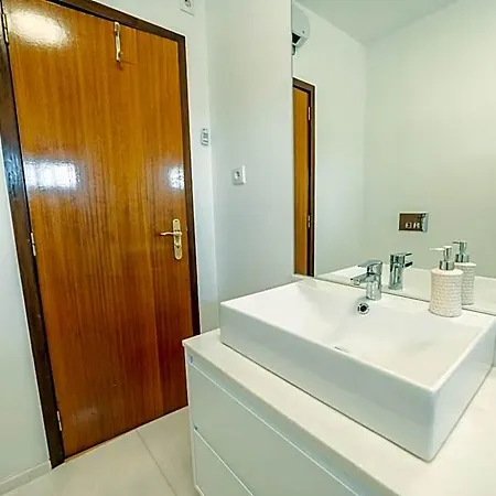 Center Grand With Seaview Terrace By Vacationy Apartmán Porto