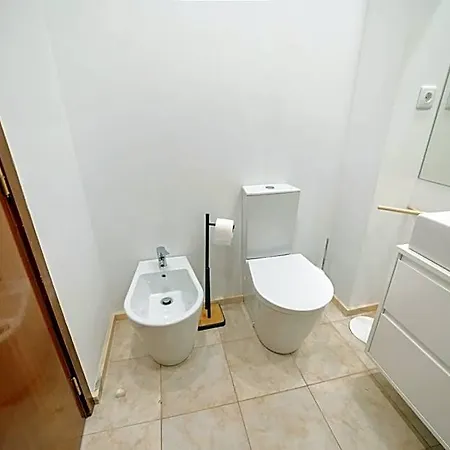 Center Grand With Seaview Terrace By Vacationy Apartmán *