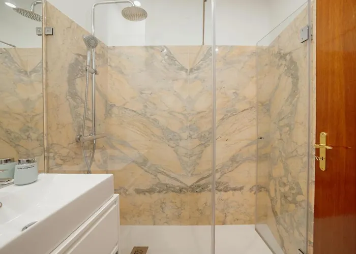 Apartman Center Grand With Seaview Terrace By Vacationy Porto