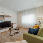 Lejlighed Center Grand With Seaview Terrace By Vacationy *