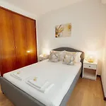 Center Grand With Seaview Terrace By Vacationy Lejlighed Porto