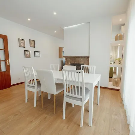 Apartamento Center Grand With Seaview Terrace By Vacationy *