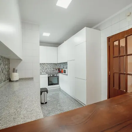 Center Grand With Seaview Terrace By Vacationy Apartamento