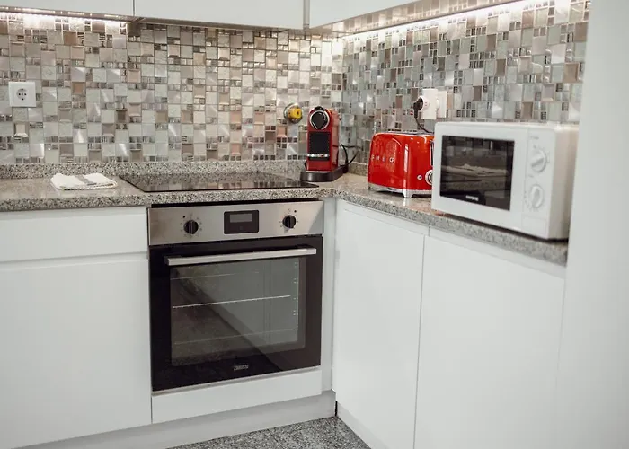 Center Grand With Seaview Terrace By Vacationy بورتو